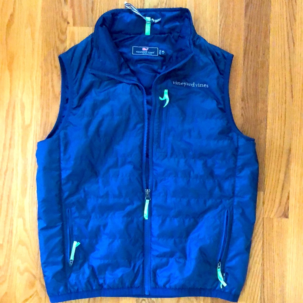 Vineyard Vines light puffer vest. Blue. Youth XL, fits women small - medium.